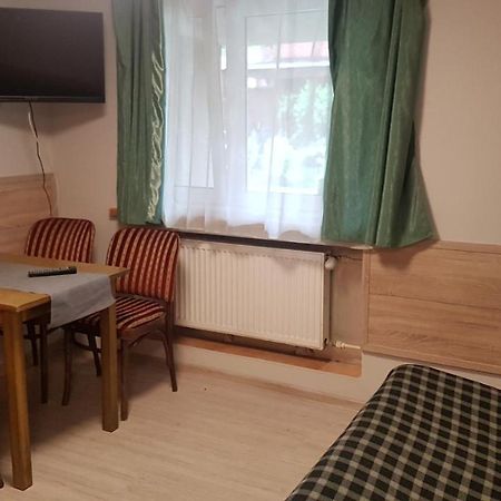 Noclegi Silesia Tychy Exterior foto